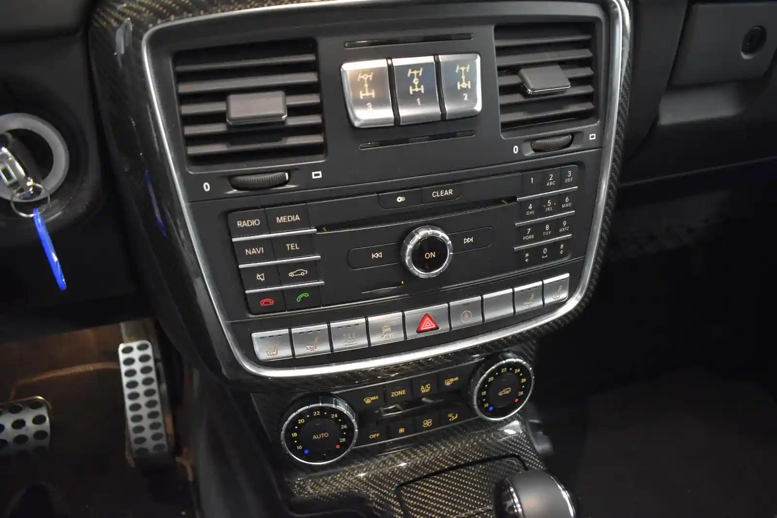 Mercedes-Benz G 500