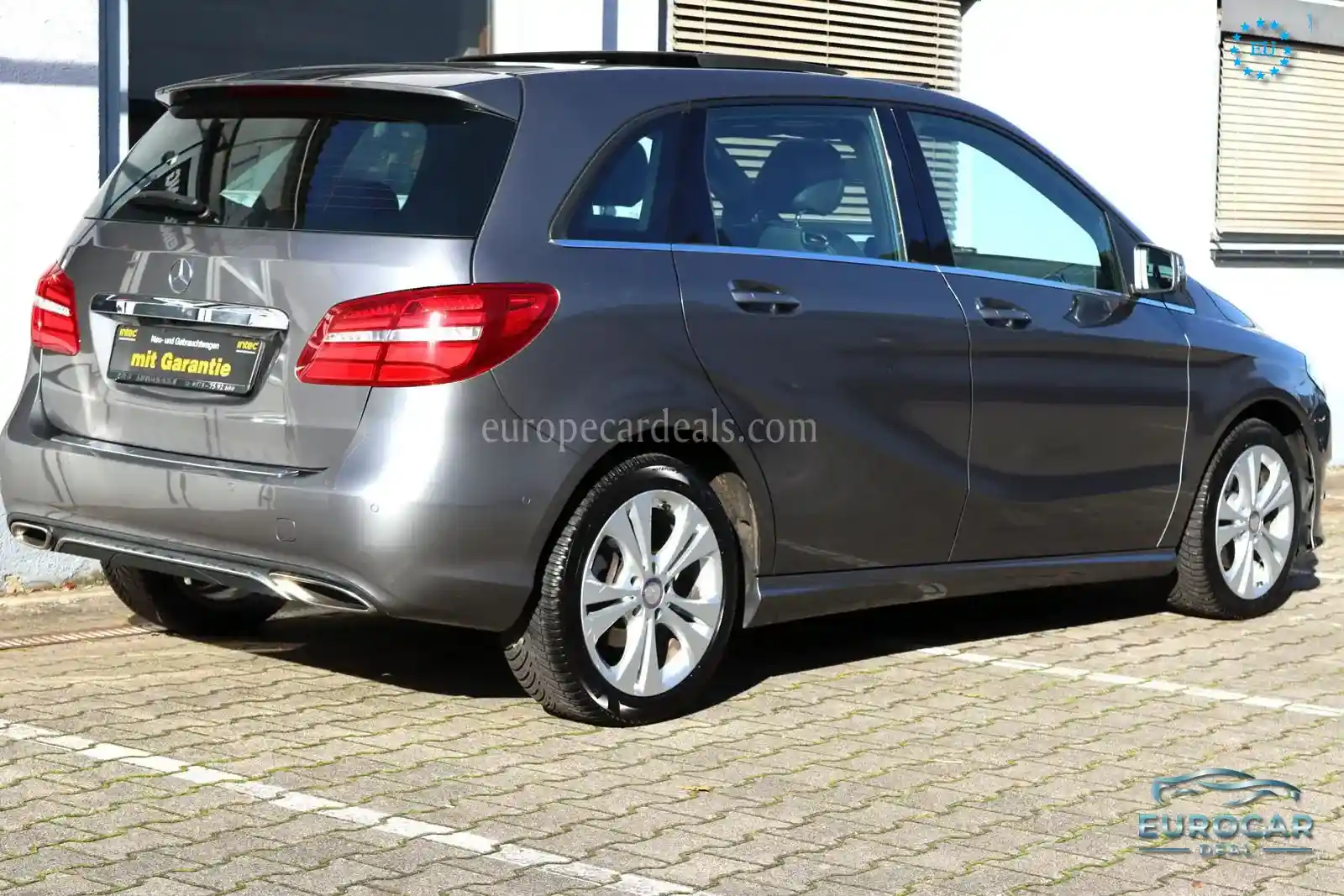 Mercedes-Benz B 200
