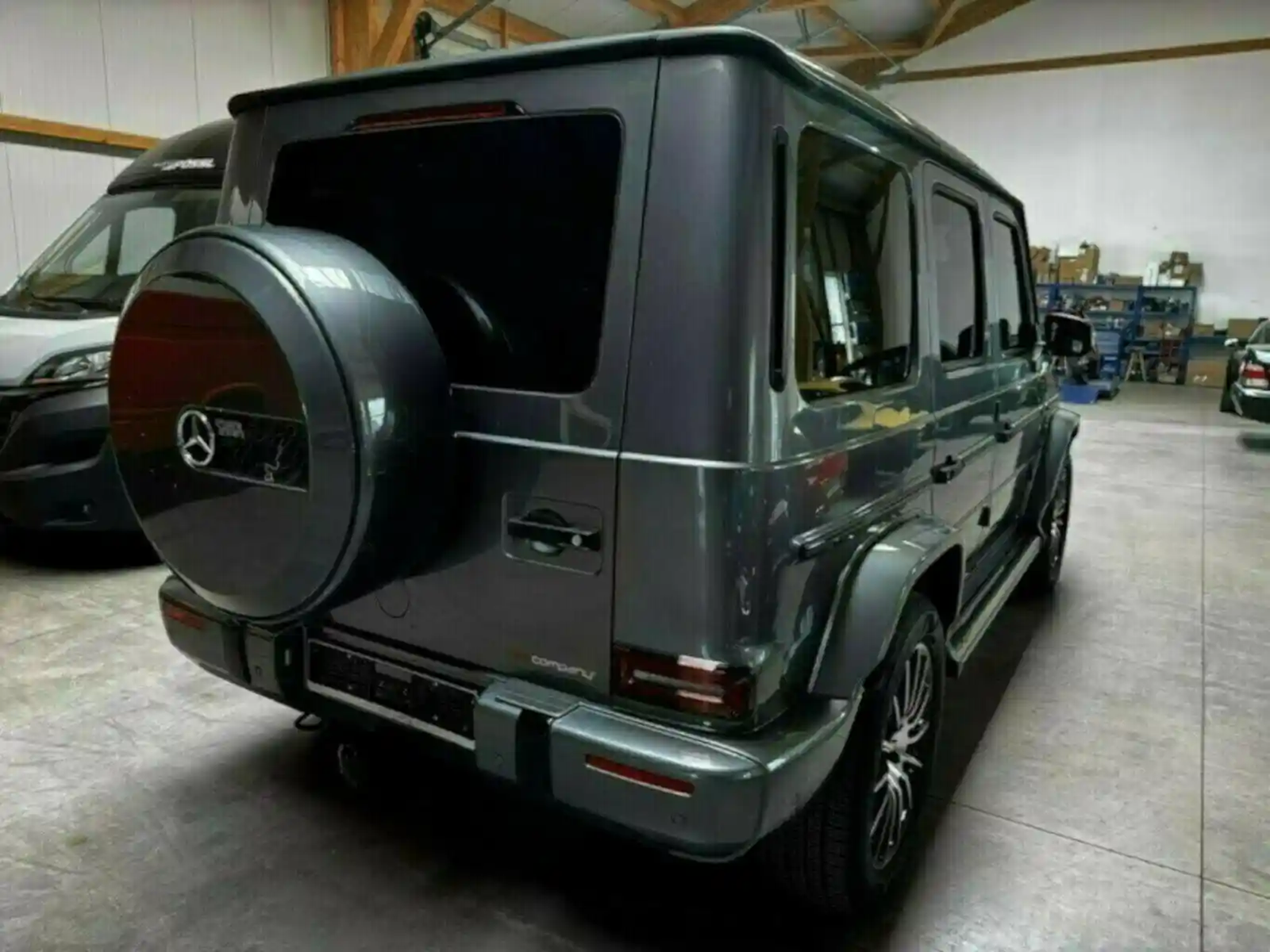 Mercedes-Benz G 500