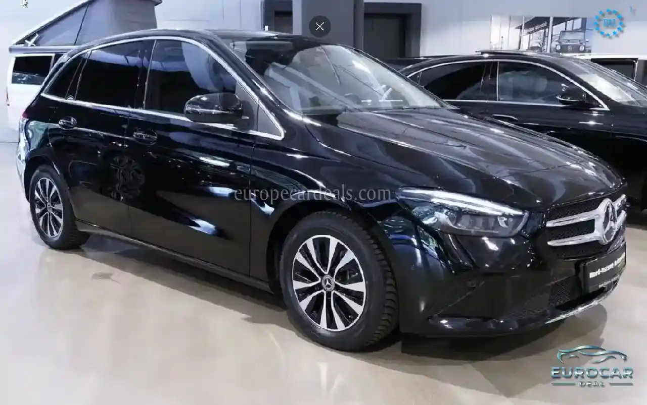 Mercedes-Benz B 200