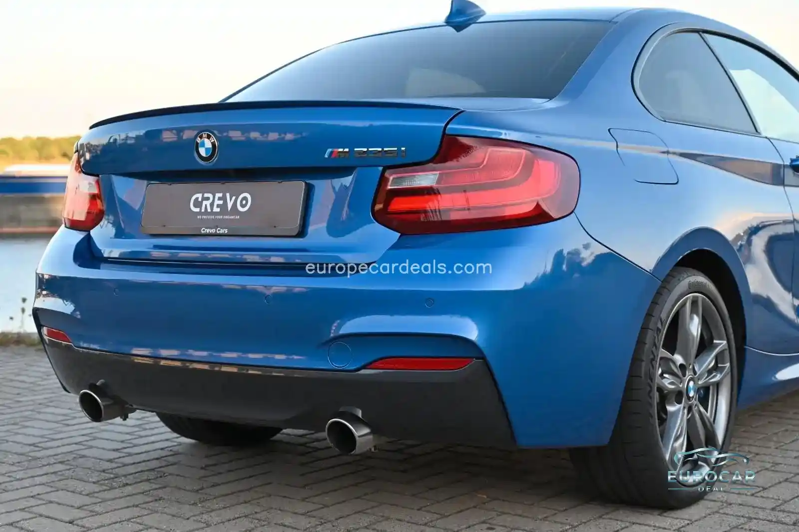 BMW M235