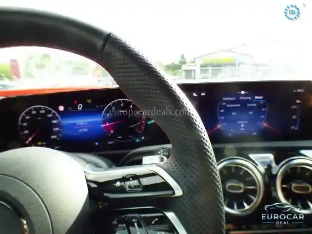 Mercedes-Benz CLA 200 Shooting Brake
