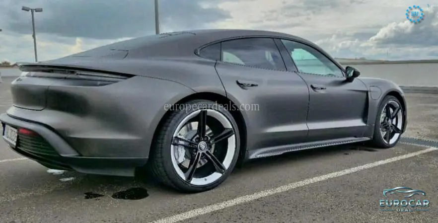 Porsche Taycan