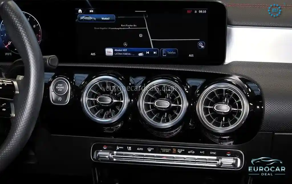 Mercedes-Benz CLA 200