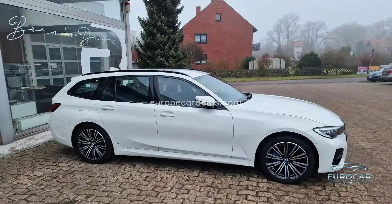 BMW 330