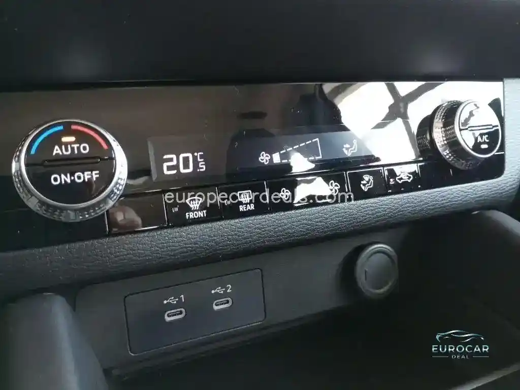 Mitsubishi Plug-in Hybrid Outlander
