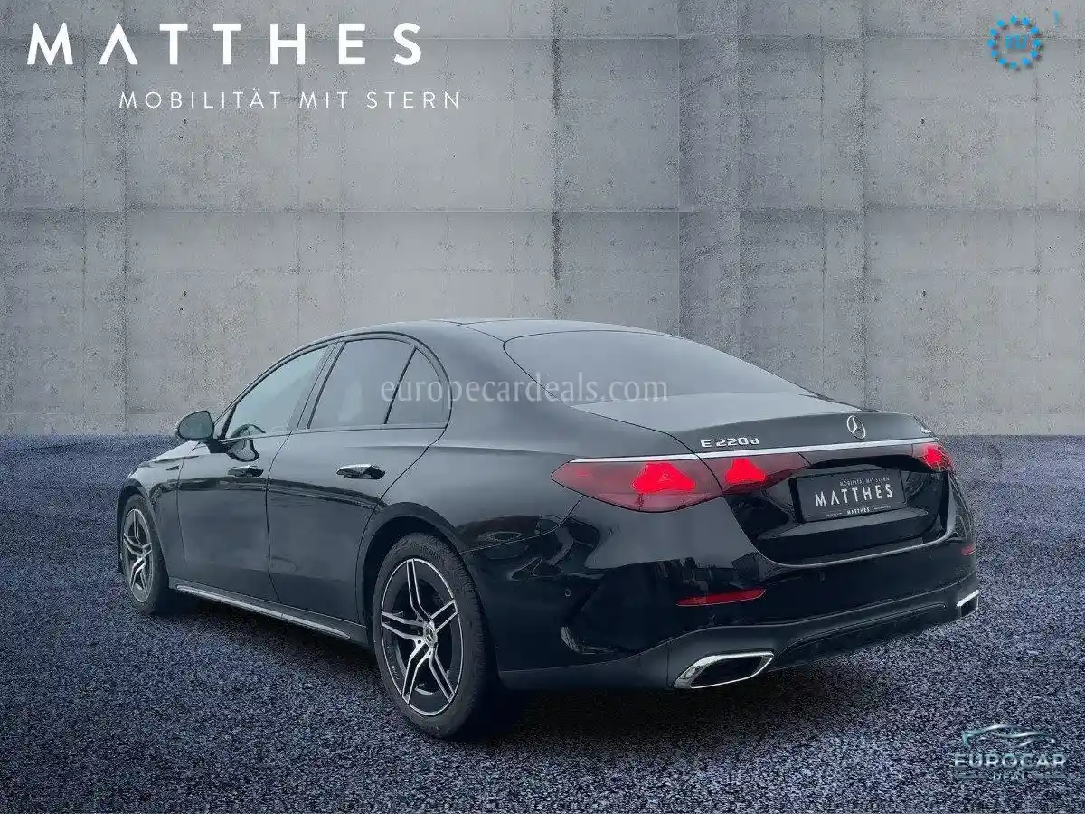 Mercedes-Benz E 220