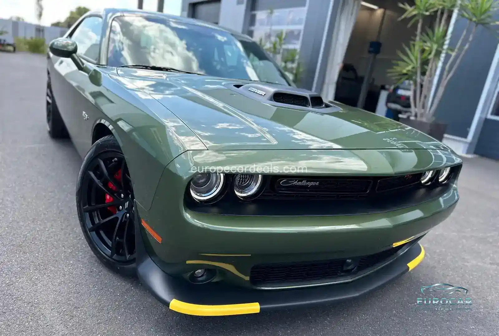 Dodge Challenger