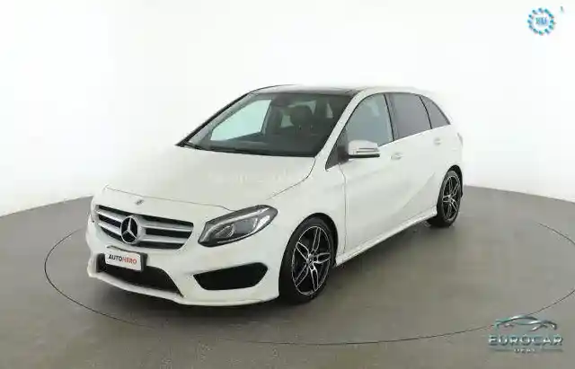 Mercedes-Benz B 180