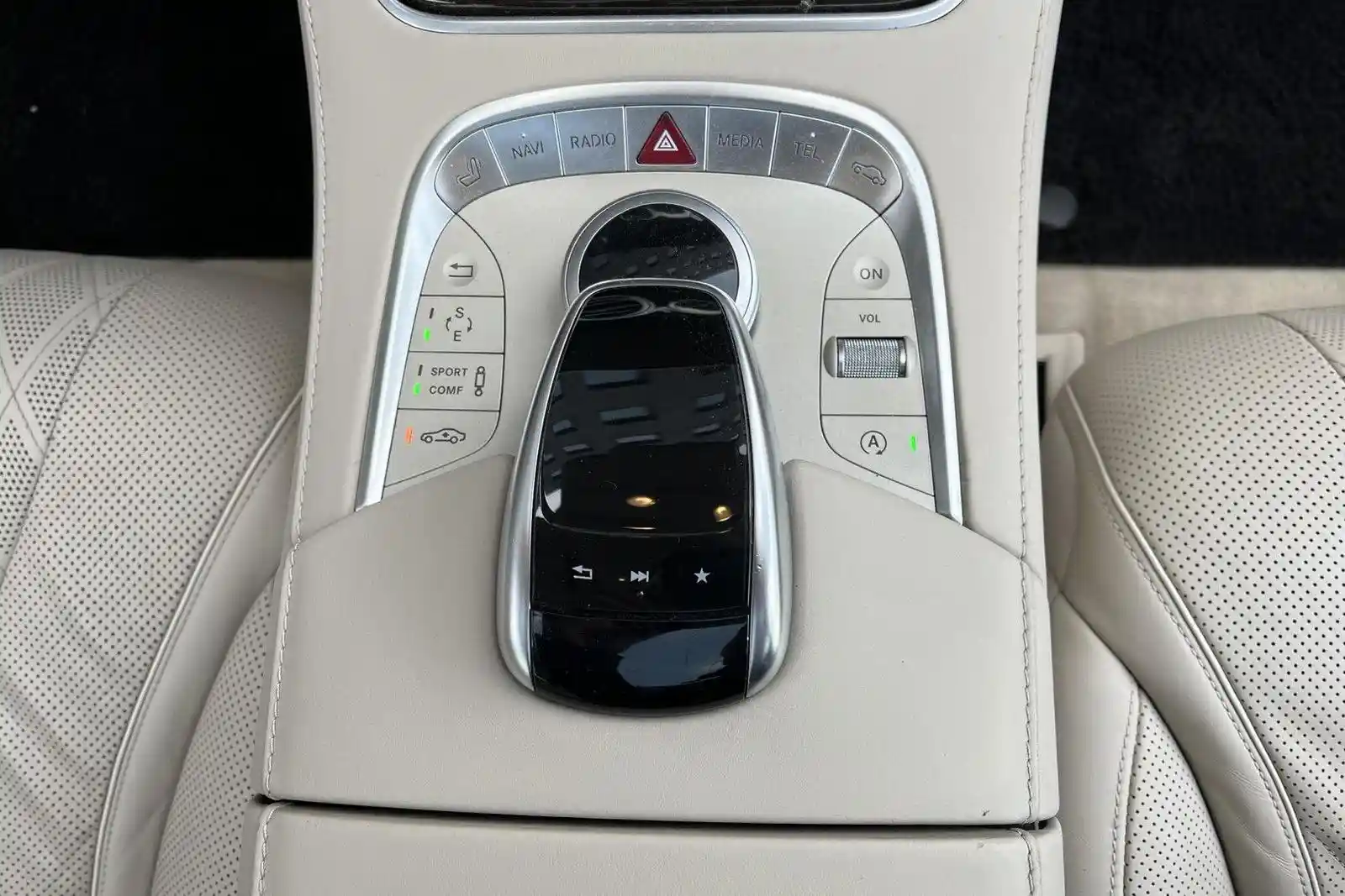 Mercedes-Benz S 500
