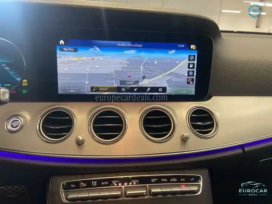 Mercedes-Benz E 200