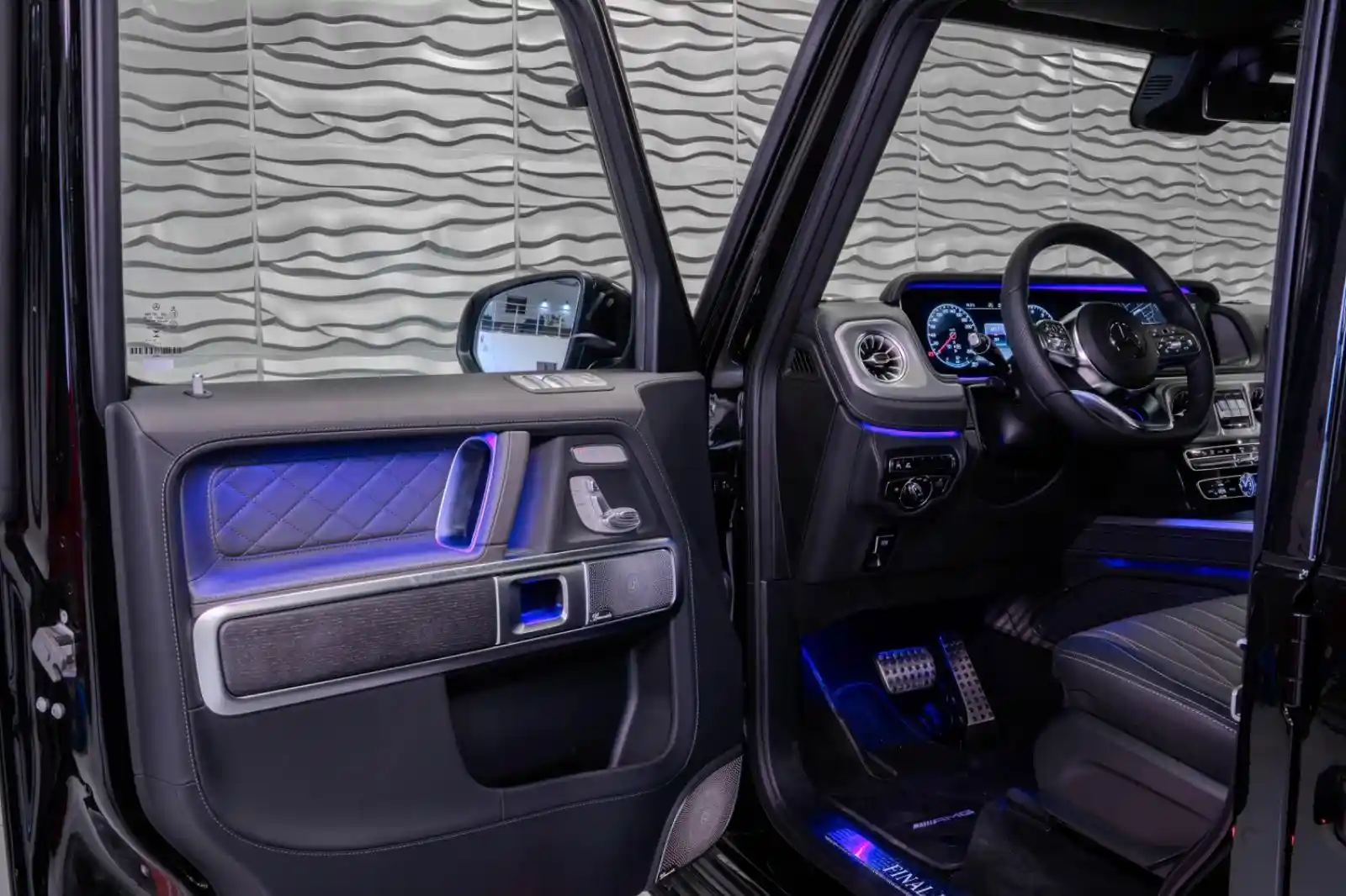 Mercedes-Benz G 500