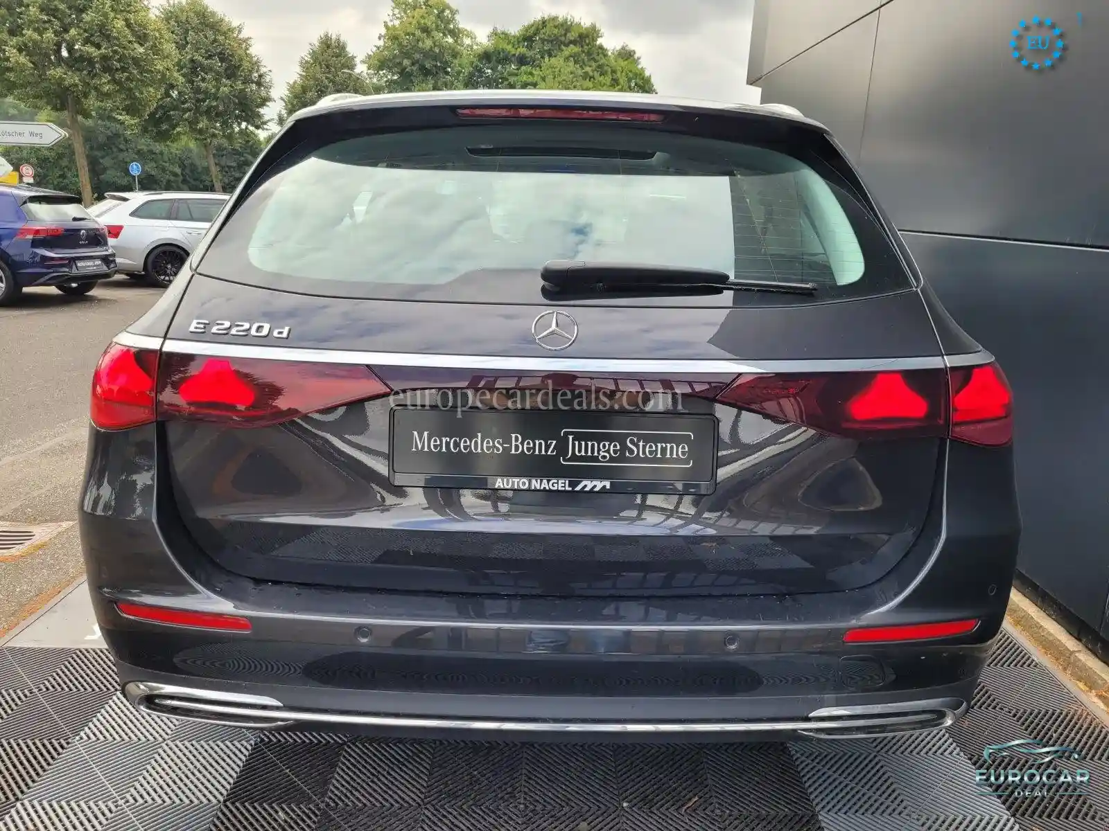 Mercedes-Benz E 220