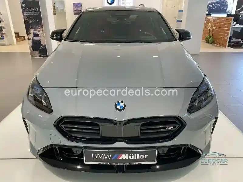 BMW M235