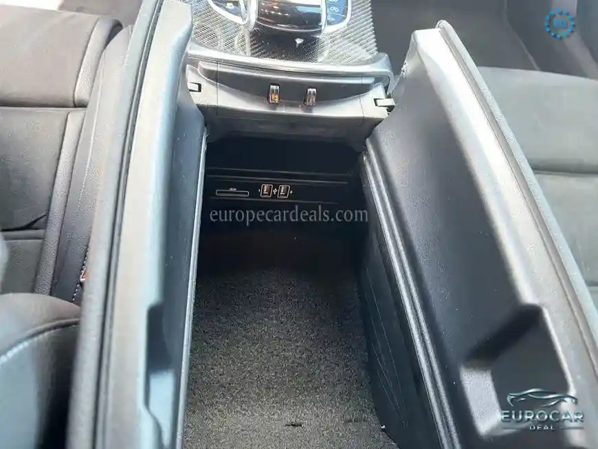 Mercedes-Benz C 63 AMG