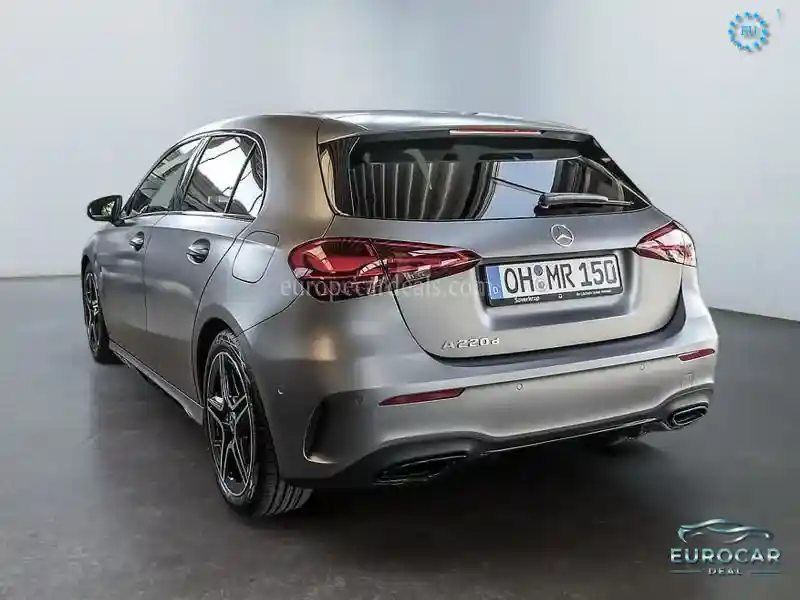 Mercedes-Benz A 220