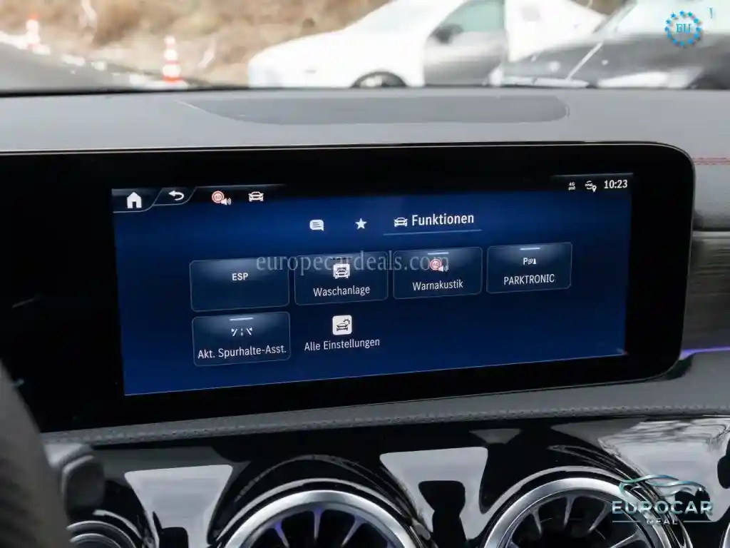 Mercedes-Benz CLA 220