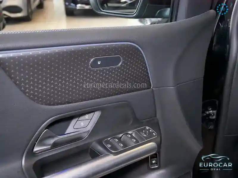 Mercedes-Benz B 220