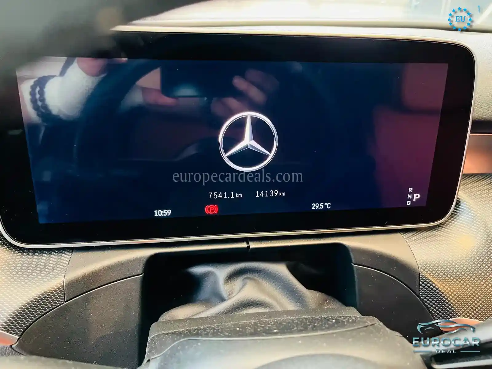 Mercedes-Benz A 220