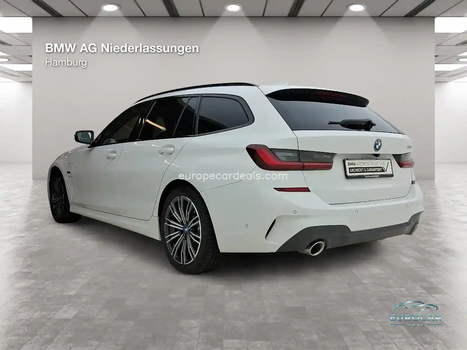BMW 330