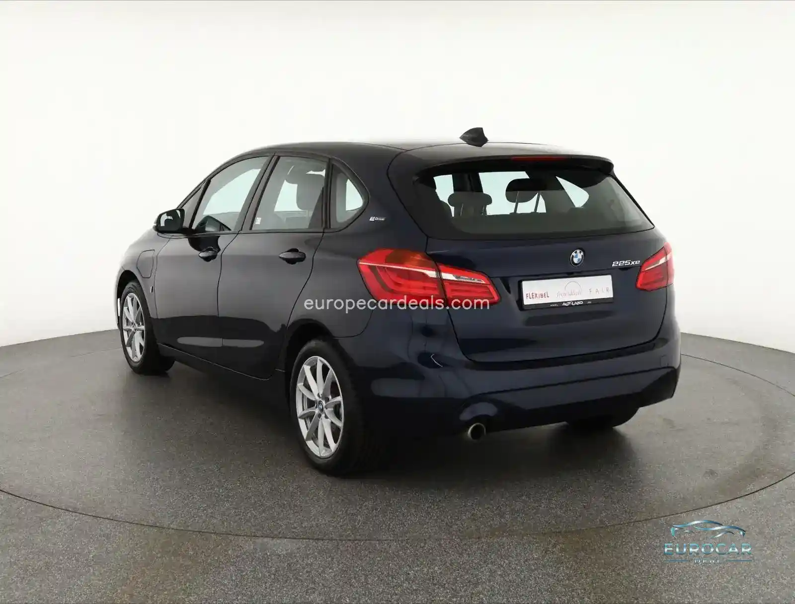 BMW 225