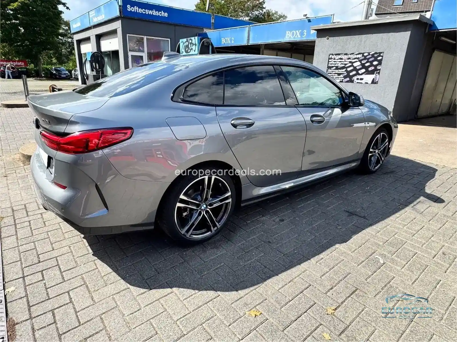 BMW 218