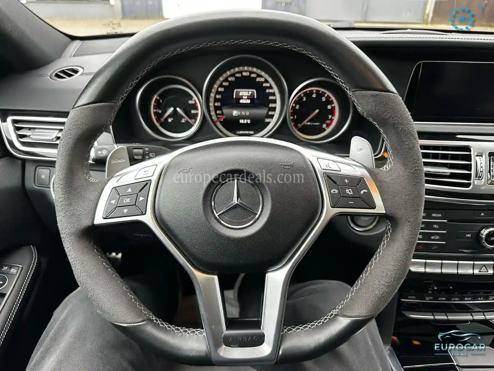 Mercedes-Benz E 63 AMG
