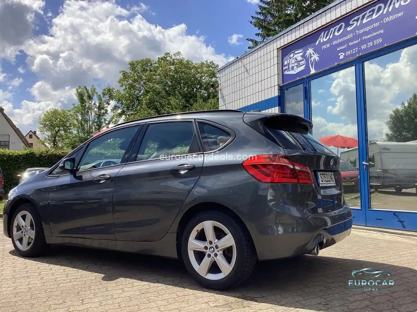 BMW 216