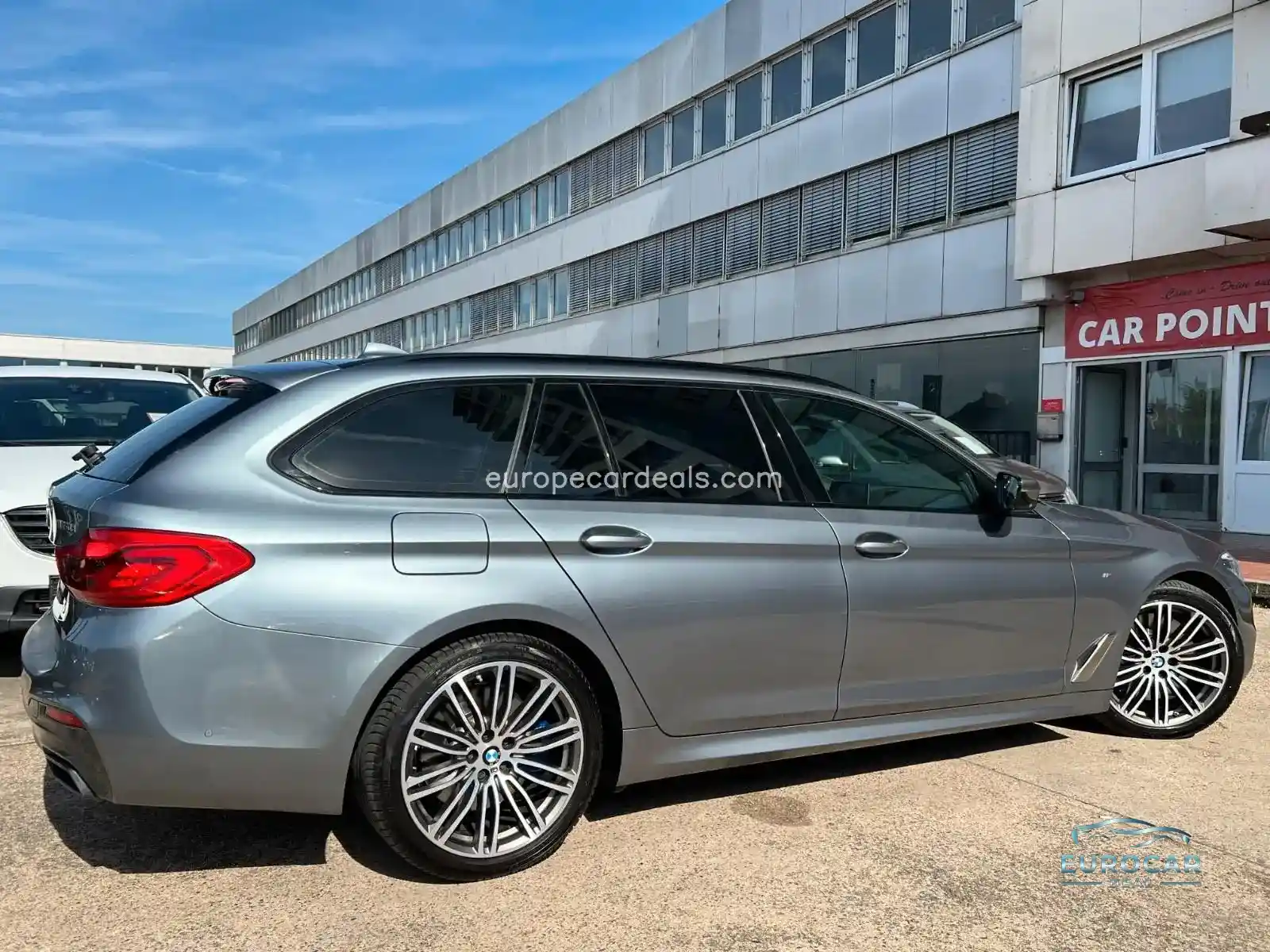 BMW M550