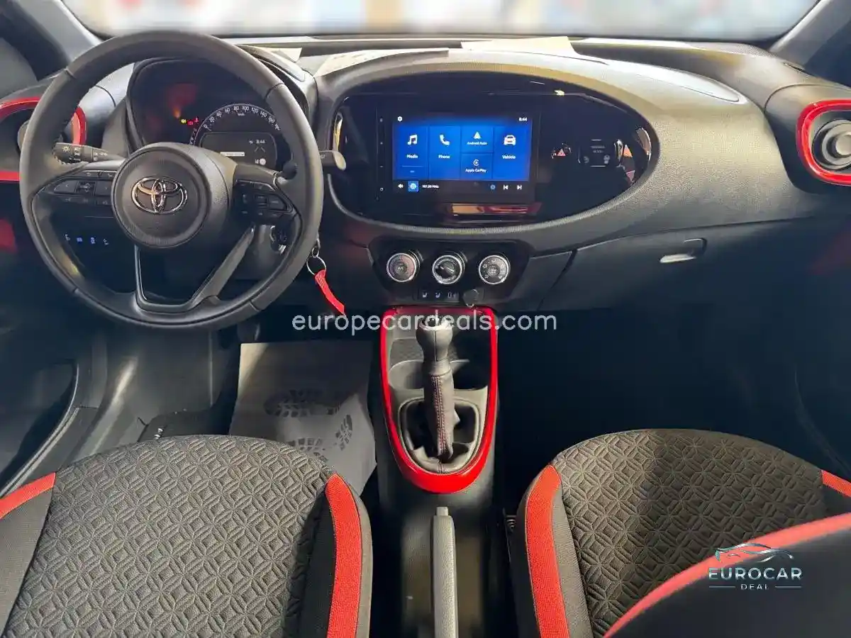 Toyota Aygo (X)