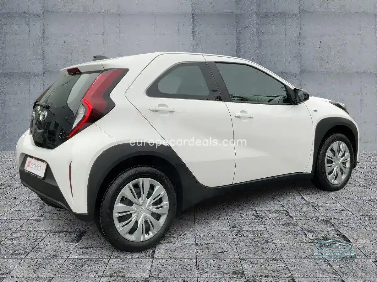 Toyota Aygo (X)