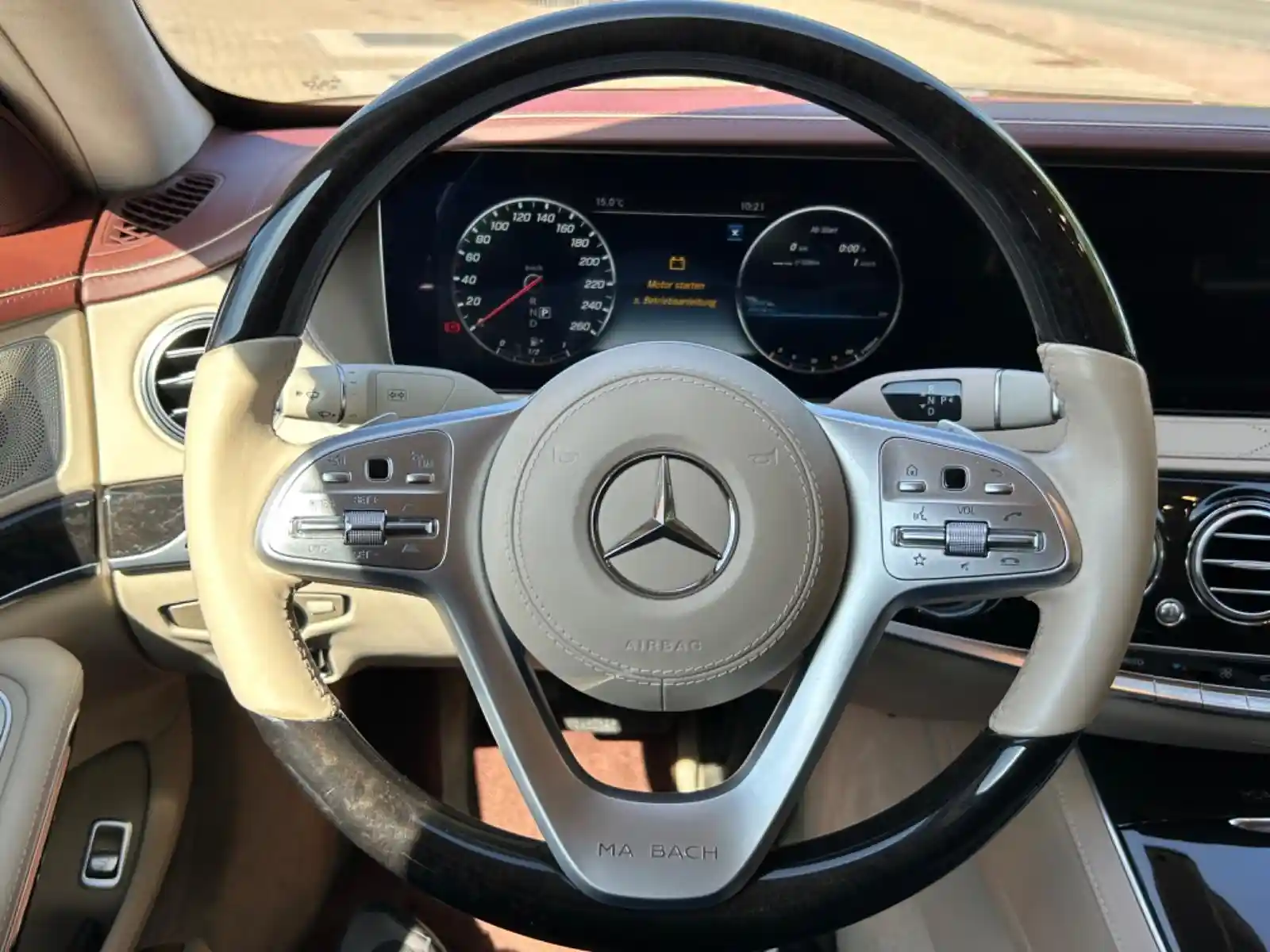 Mercedes-Benz S 560
