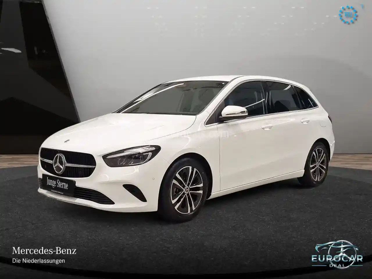 Mercedes-Benz B 180