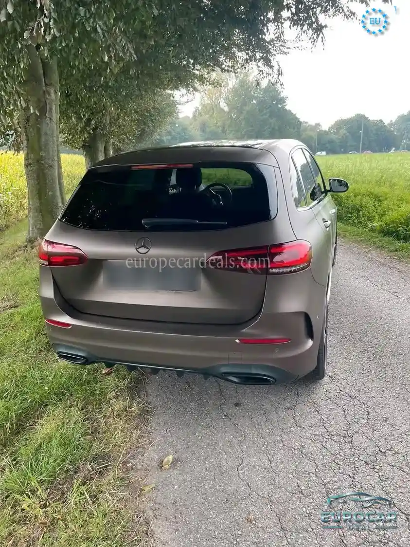Mercedes-Benz B 200