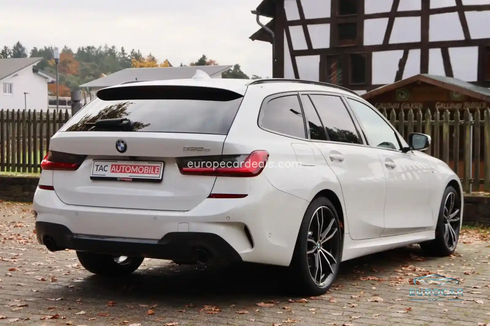 BMW 330
