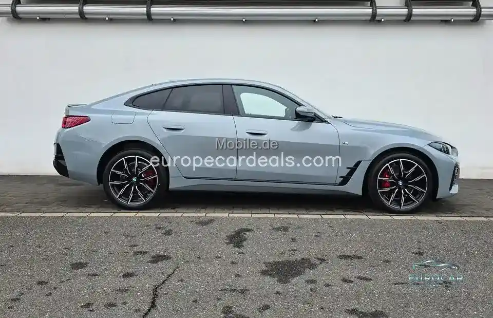 BMW i4