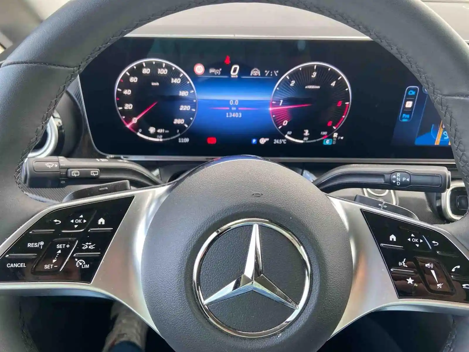 Mercedes-Benz V 250