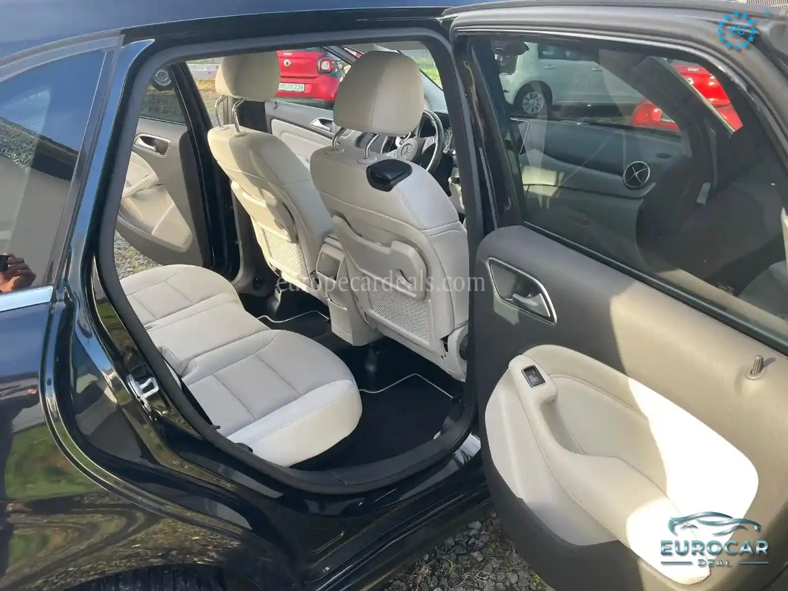 Mercedes-Benz B 200