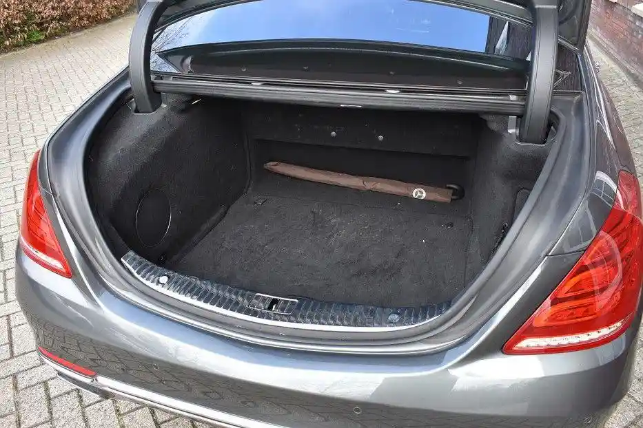 Mercedes-Benz S 500