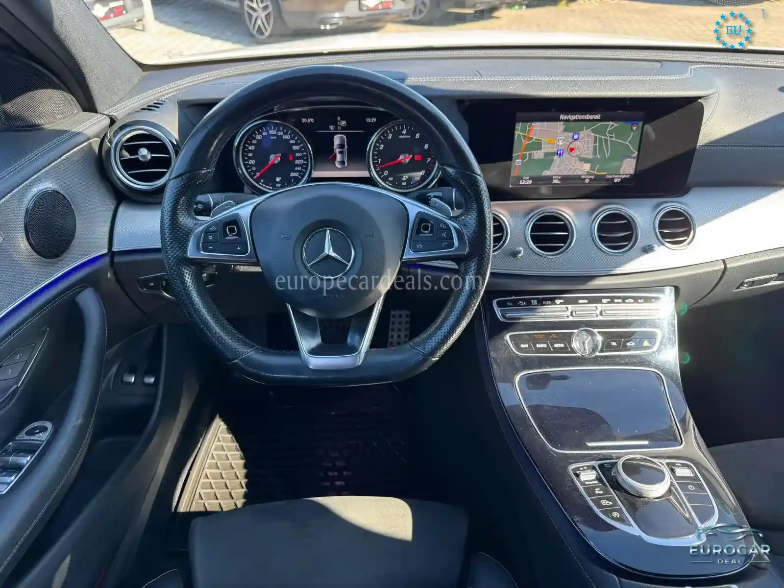 Mercedes-Benz E 200