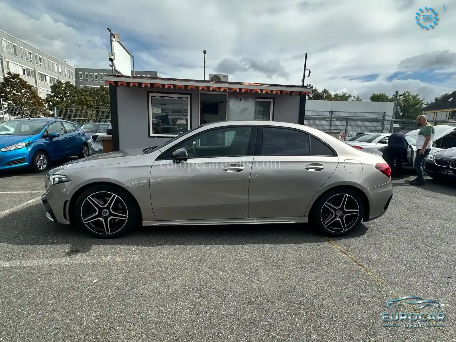 Mercedes-Benz A 220