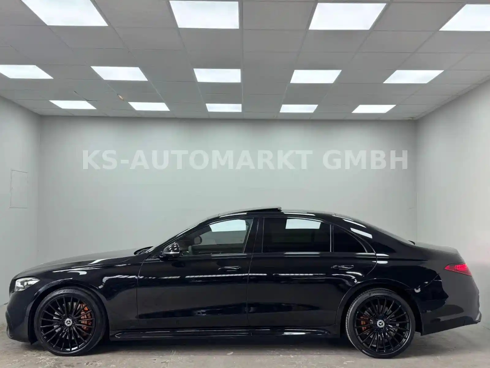 Mercedes-Benz S 500