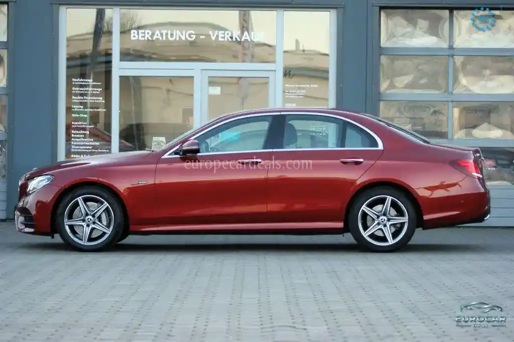 Mercedes-Benz E 300