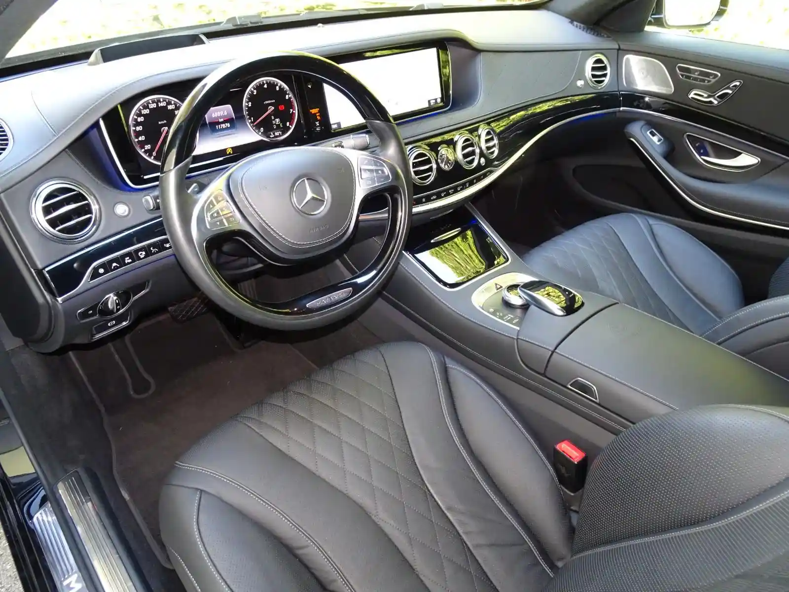 Mercedes-Benz S 500