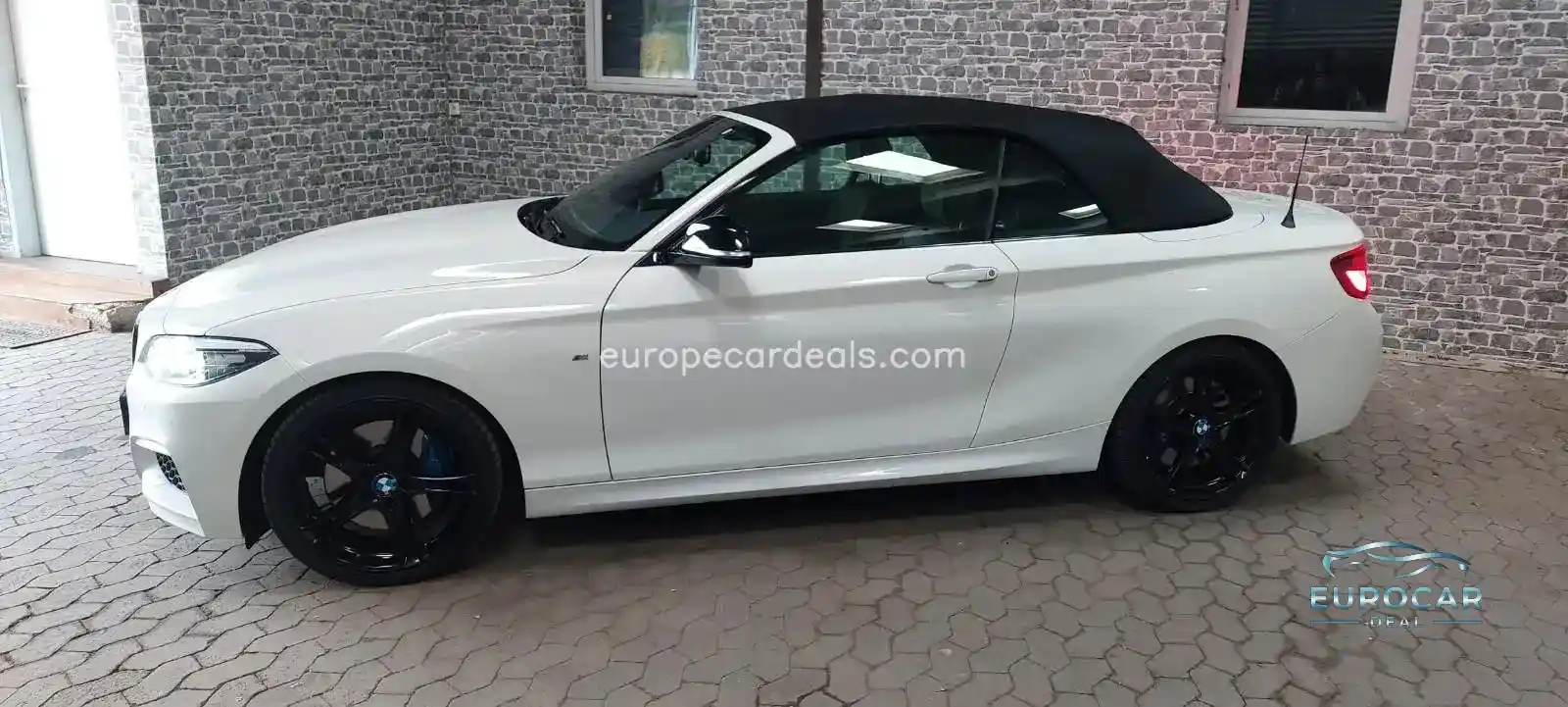 BMW M240i
