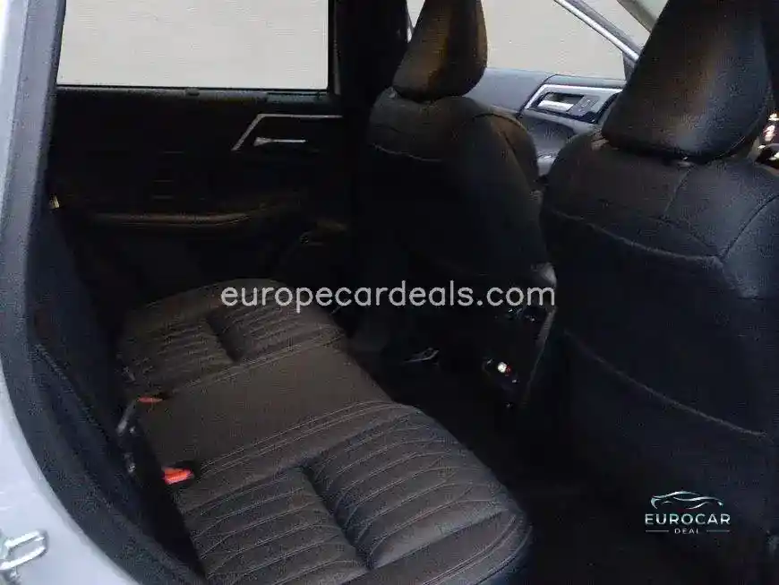 Mitsubishi Plug-in Hybrid Outlander