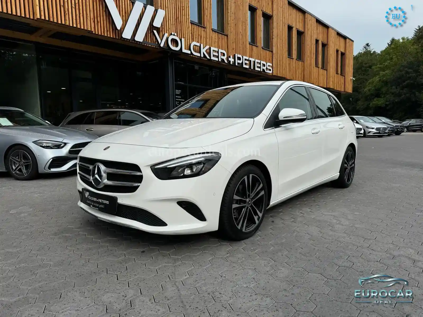 Mercedes-Benz B 180