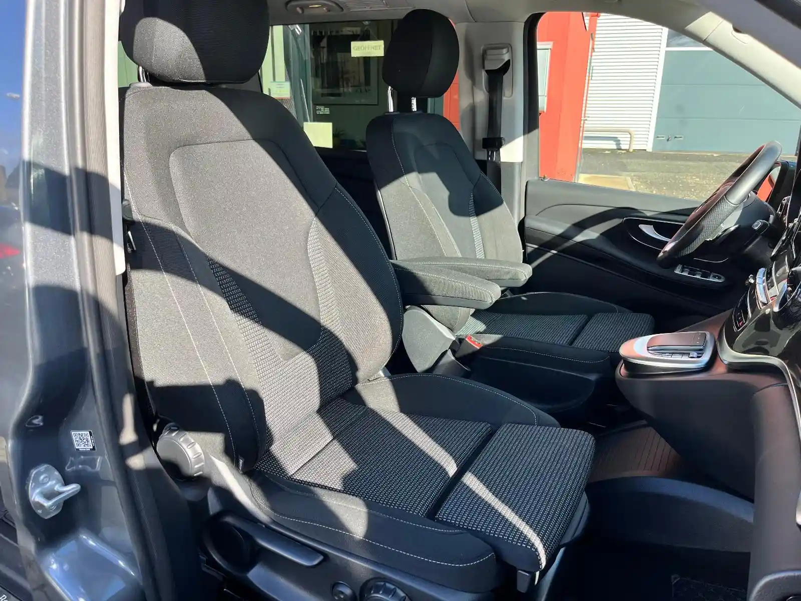 Mercedes-Benz V 250