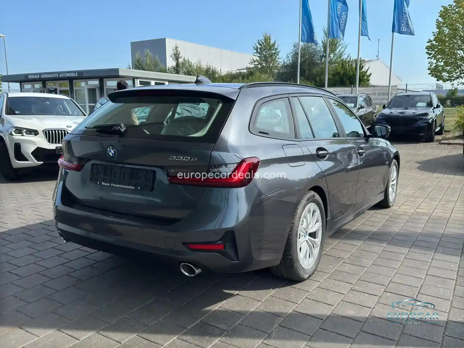 BMW 330