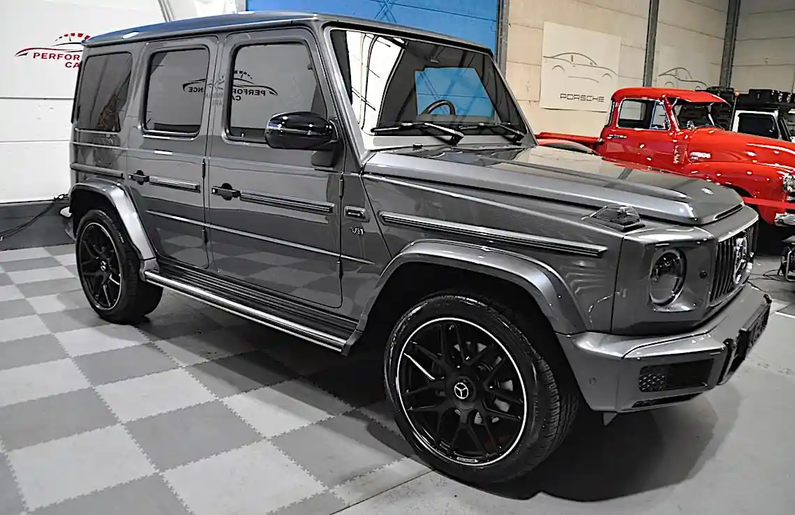 Mercedes-Benz G 500
